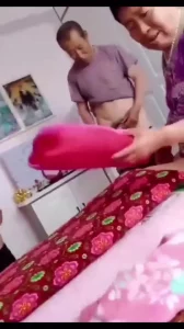 老头3P坦克老熟女